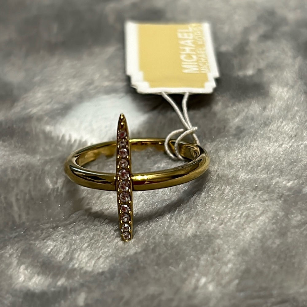 Michael Kors Ring Brilliance Matchstick Crystal Pave Minimalist Goldtone